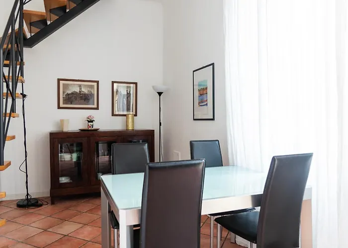 Casa Leonardo Da Vinci - 10 Minuti Dal Duomo